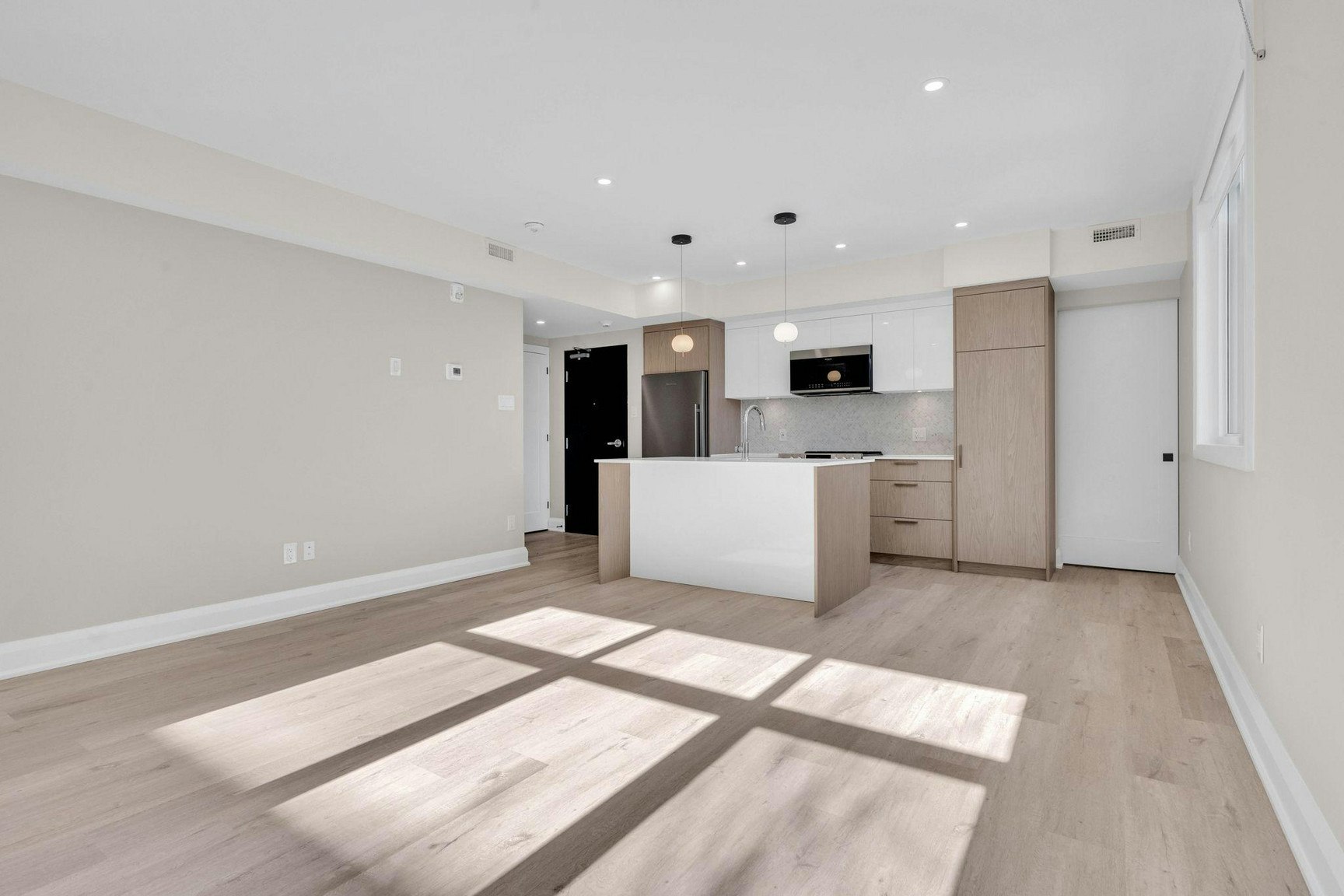 58 Florence, Ottawa, ON, K2P 0W7 - 17