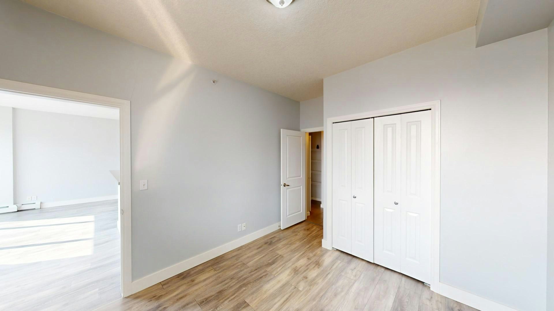 1053 10 Street SW, Calgary, AB, T2R 1S6 - 12