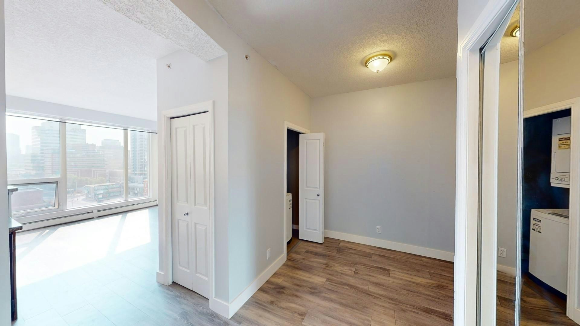 1053 10 Street SW, Calgary, AB, T2R 1S6 - 8