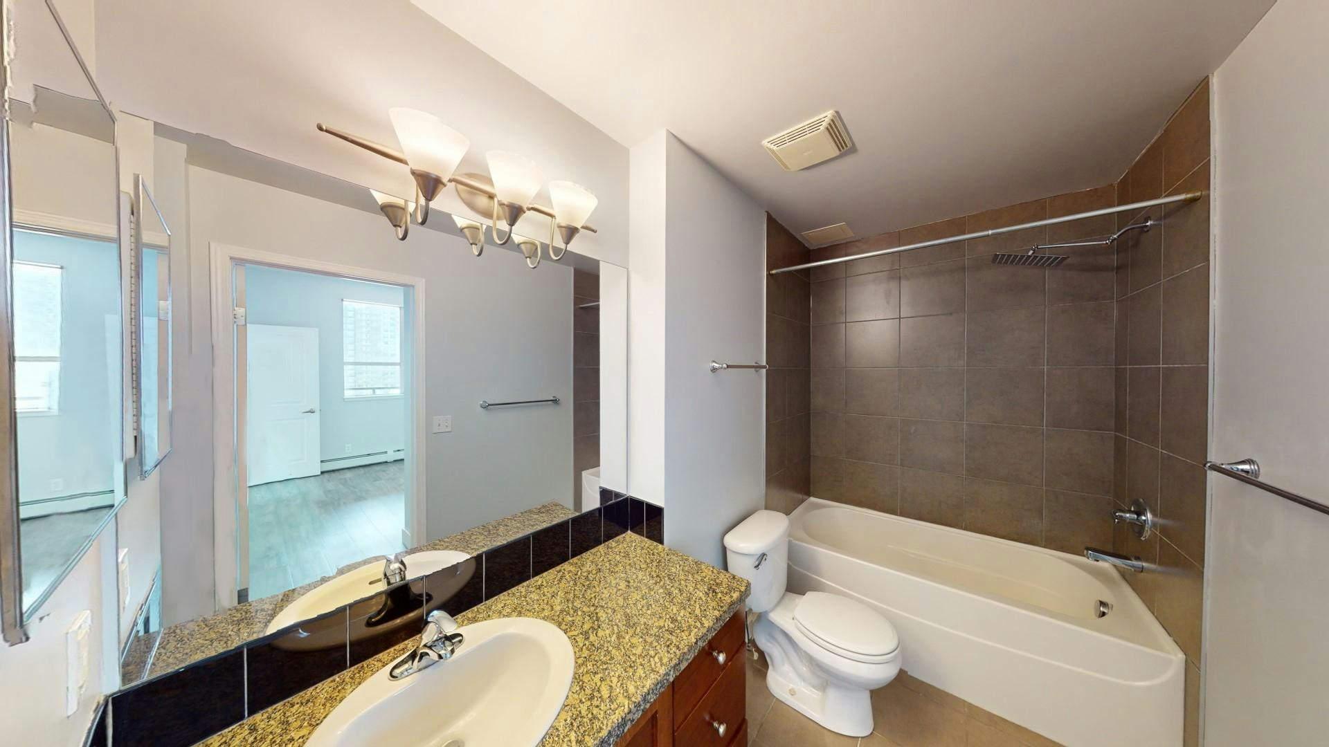 1053 10 Street SW, Calgary, AB, T2R 1S6 - 13