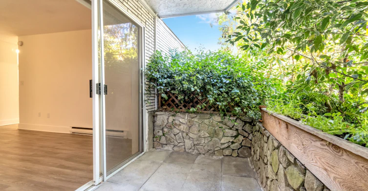 0308-1233 Fairfield Road, Victoria, BC, V8V 3B4 - 5