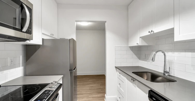 0308-1233 Fairfield Road, Victoria, BC, V8V 3B4 - 6
