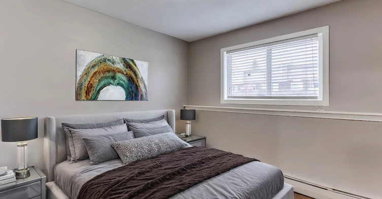 915 44 Street SE, Calgary, AB, T2A 5K7 - 4