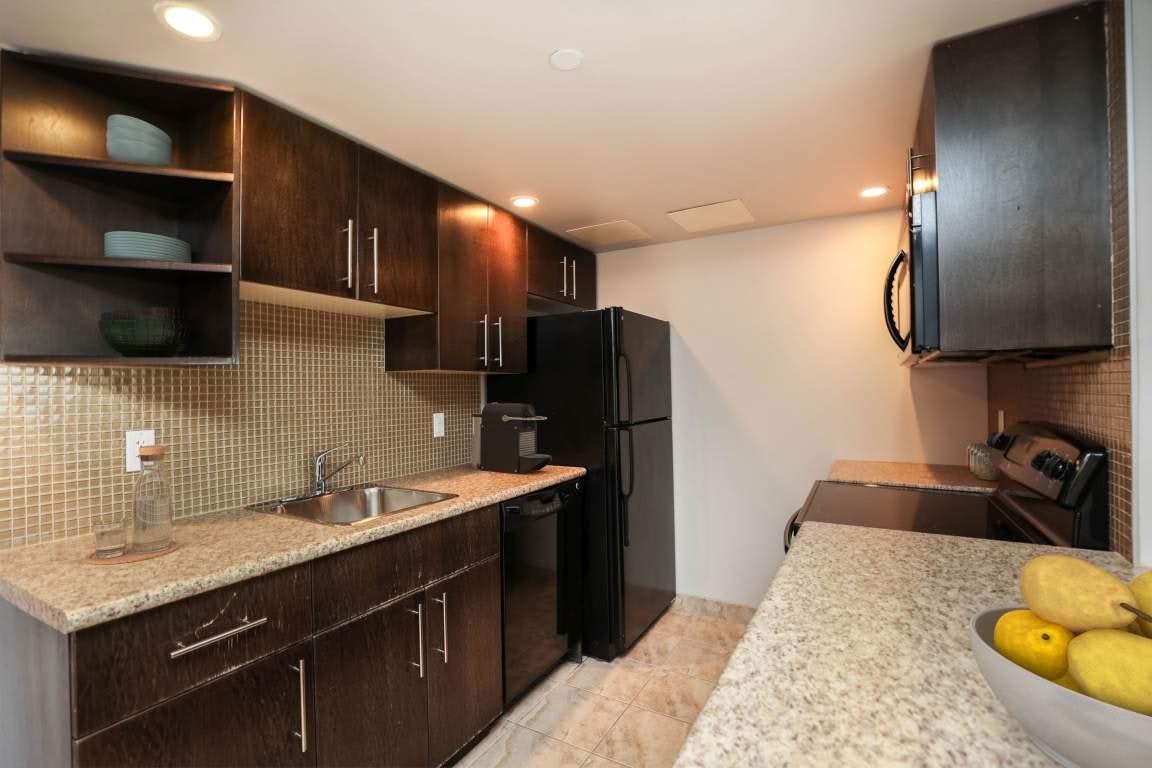 160 Smith Street, Winnipeg, MB, R3C 0K8 - 17