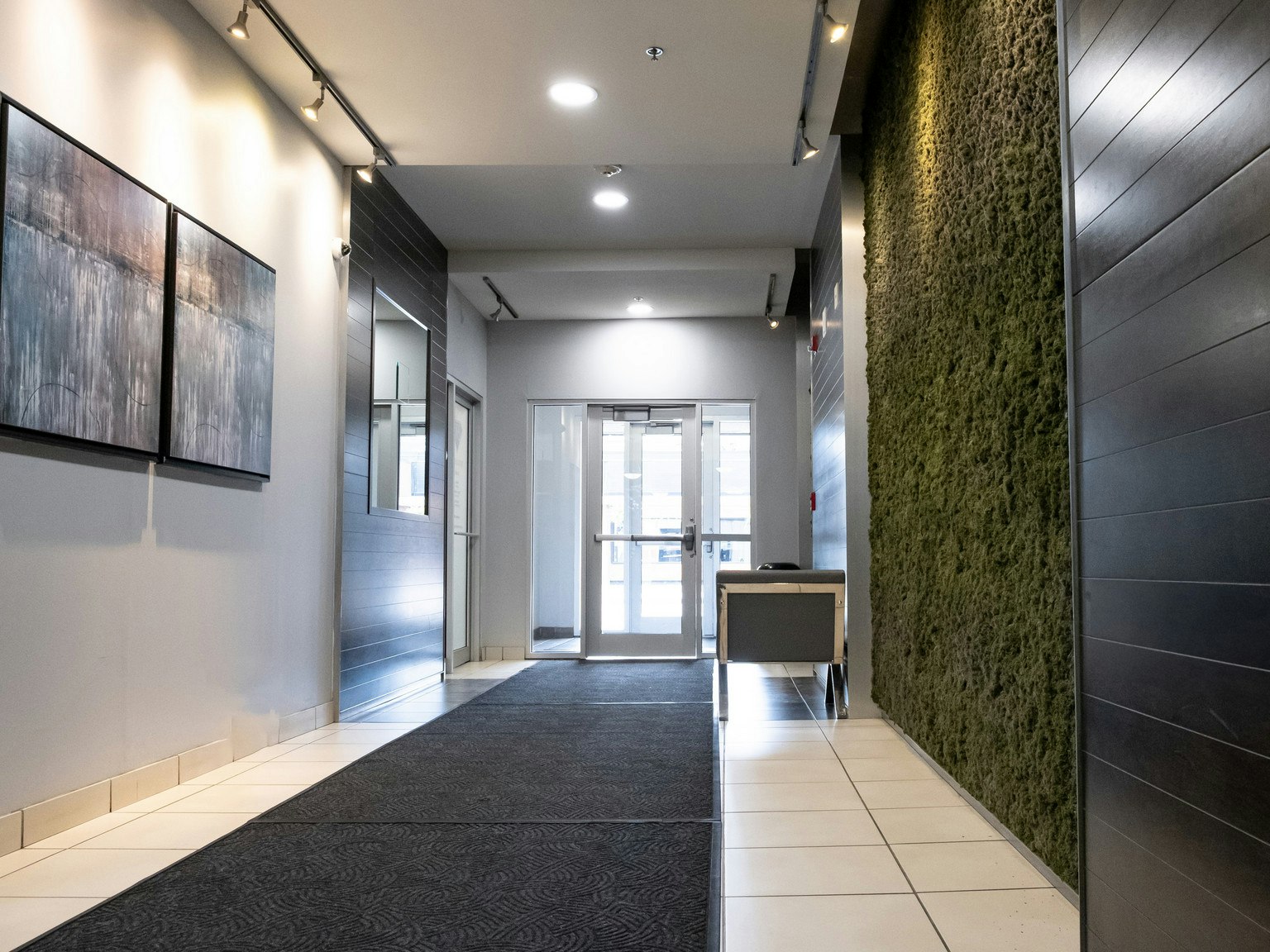 160 Smith Street, Winnipeg, MB, R3C 0K8 - 4