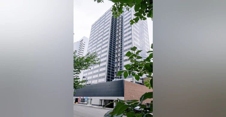160 Smith Street, Winnipeg, MB, R3C 0K8 - 3