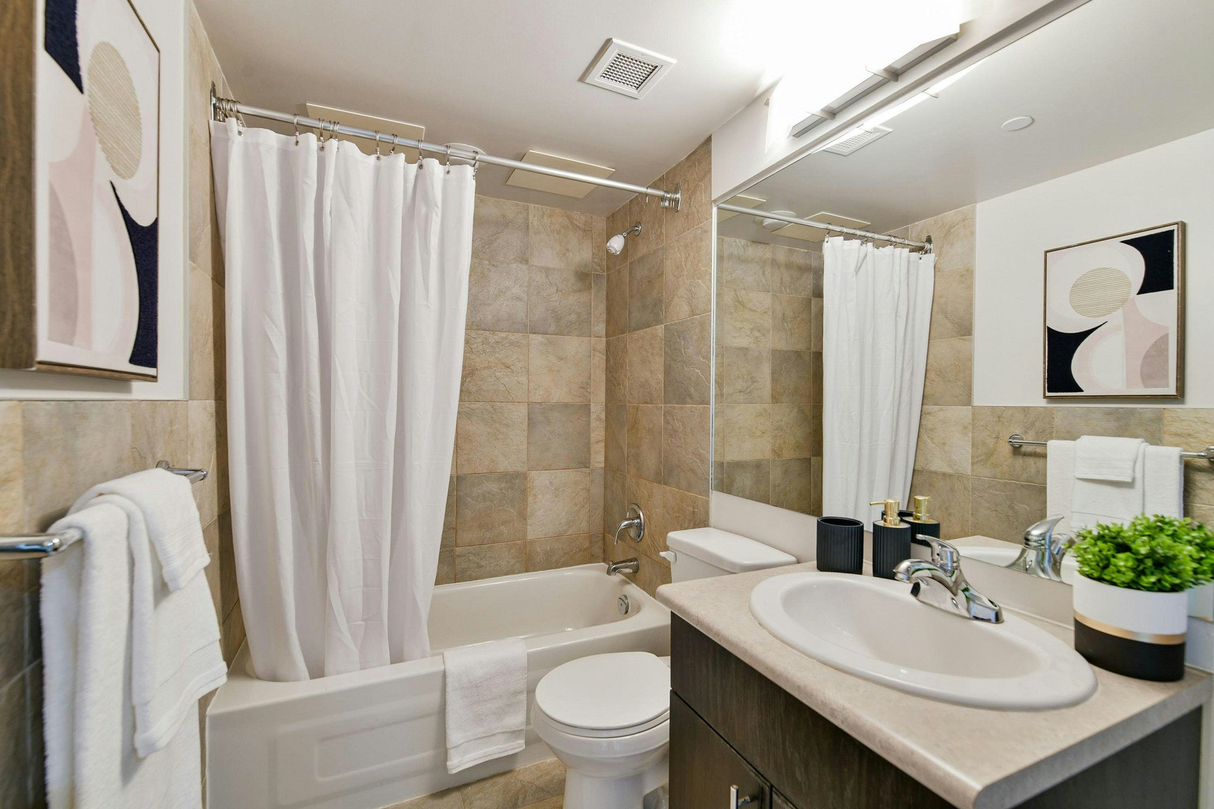 160 Smith Street, Winnipeg, MB, R3C 0K8 - 10