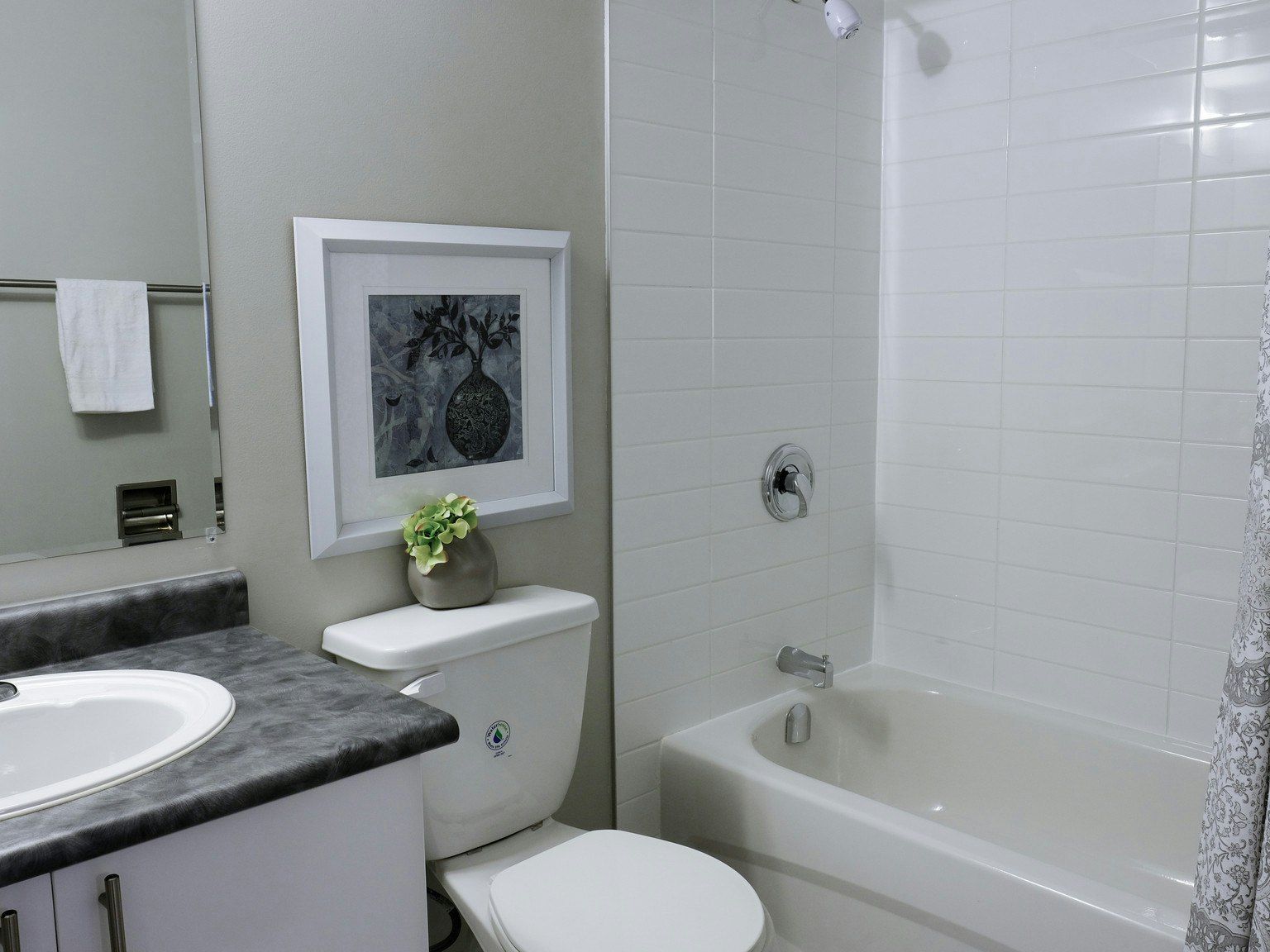 70 Garry Street, Winnipeg, MB, R3C 3J9 - 8