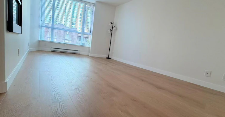1328 West Pender Street, Vancouver, BC, V6E 4T1 - 2