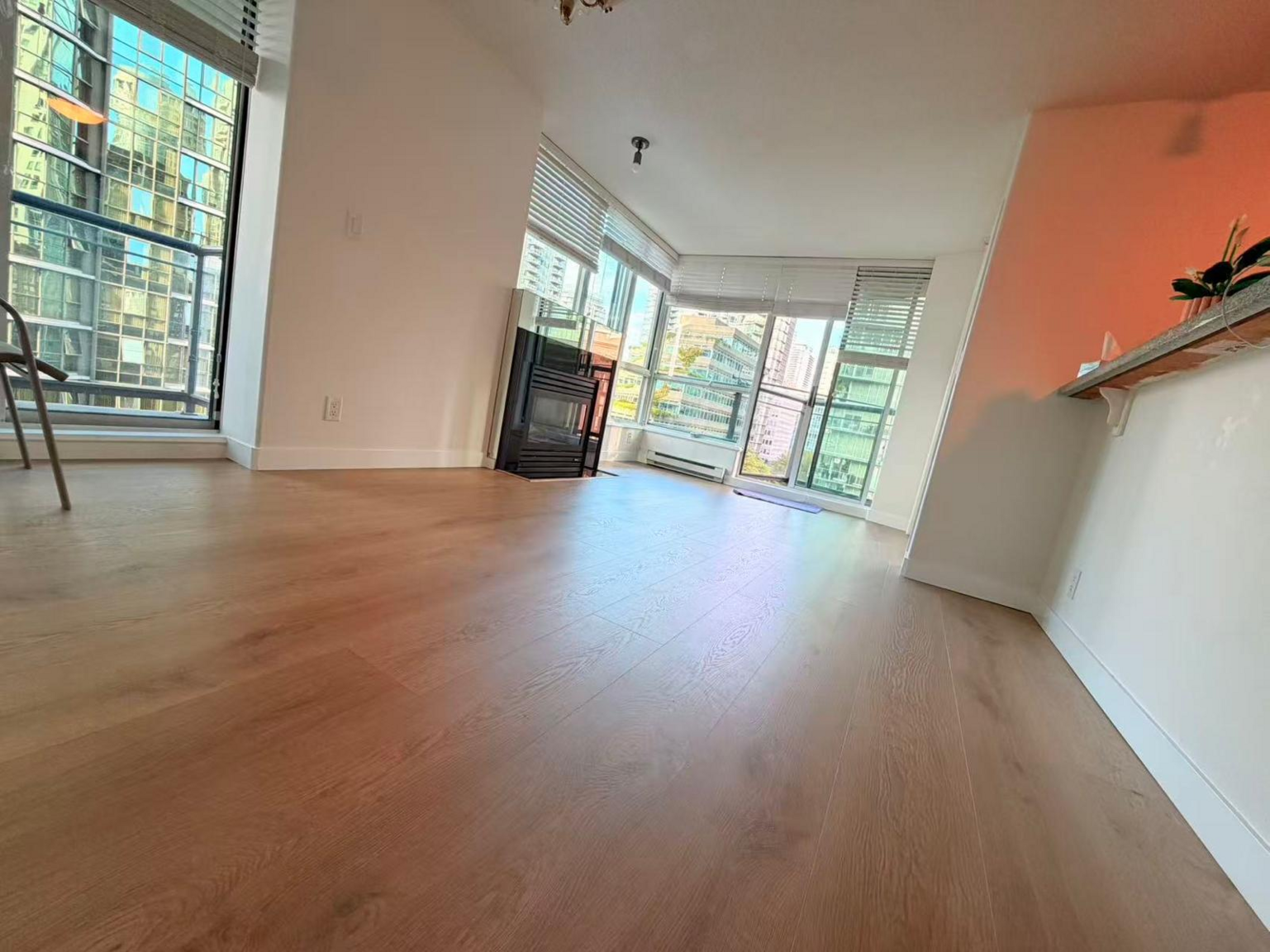 1328 West Pender Street, Vancouver, BC, V6E 4T1