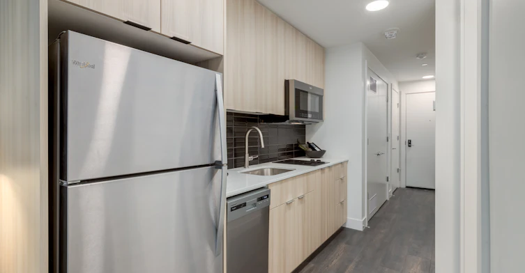 425-1111 4th Street SW, Calgary, AB, T2R 1N2 - 6