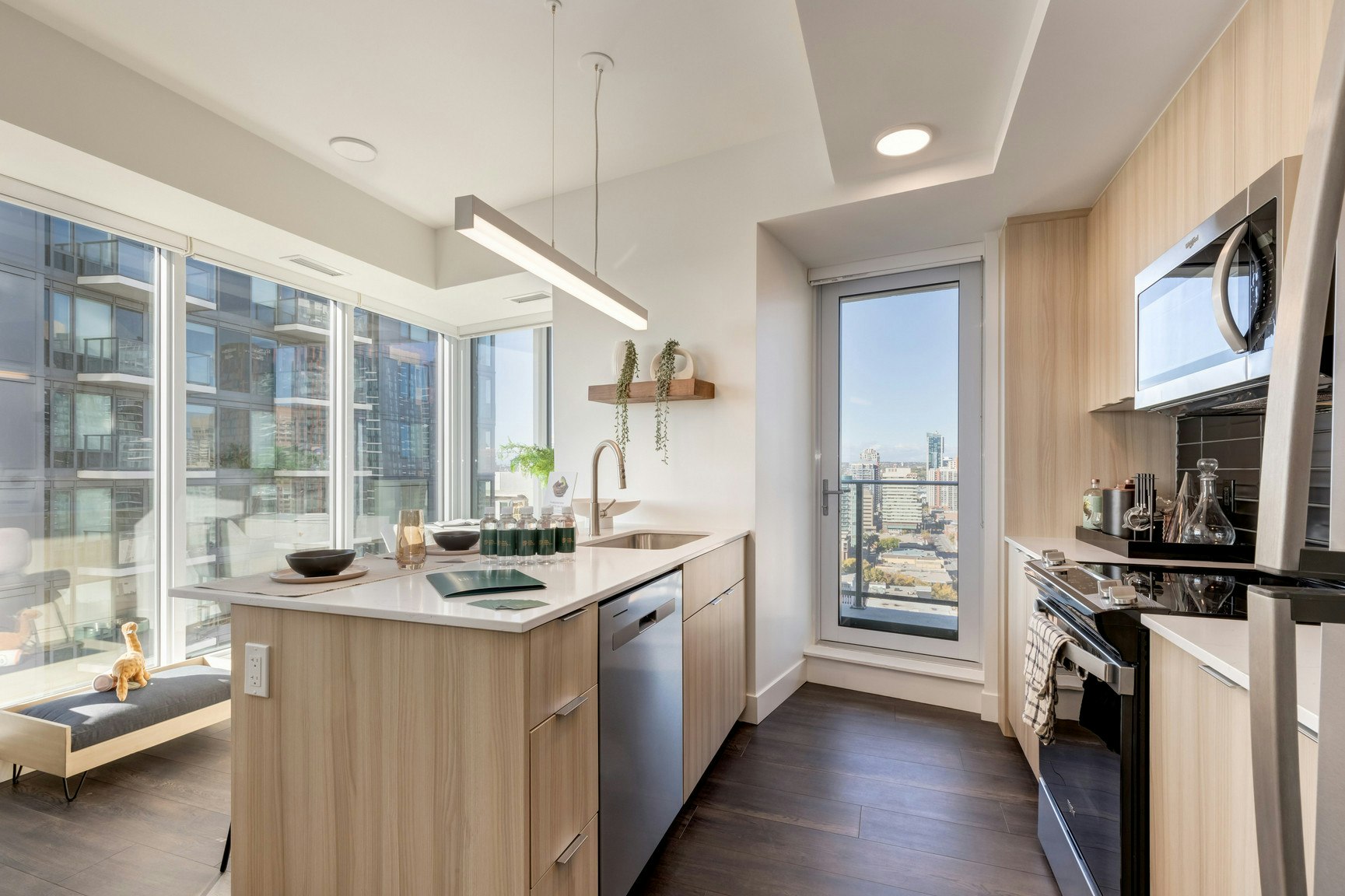 1305-1111 4th Street SW, Calgary, AB, T2R 1N2 - 34