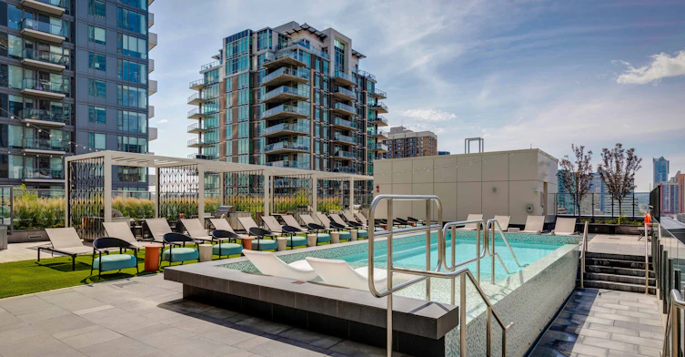 1305-1111 4th Street SW, Calgary, AB, T2R 1N2 - 2