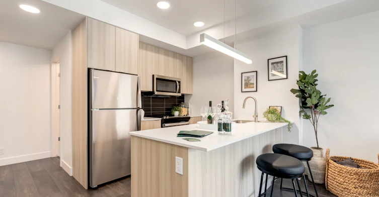 3701-1111 4th Street SW, Calgary, AB, T2R 1N2 - 2