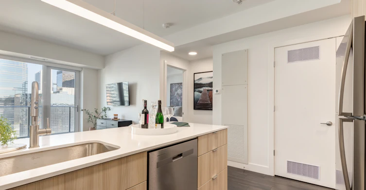 3701-1111 4th Street SW, Calgary, AB, T2R 1N2 - 5