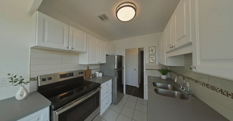4-201-6 The Donway East, Toronto, ON, M3C 1X7 - 2
