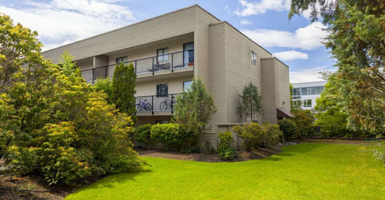 8200 Park Road, Richmond, BC, V6Y 2Y8 - 9
