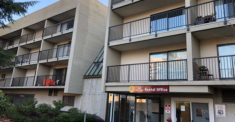 8200 Park Road, Richmond, BC, V6Y 2Y8 - 2