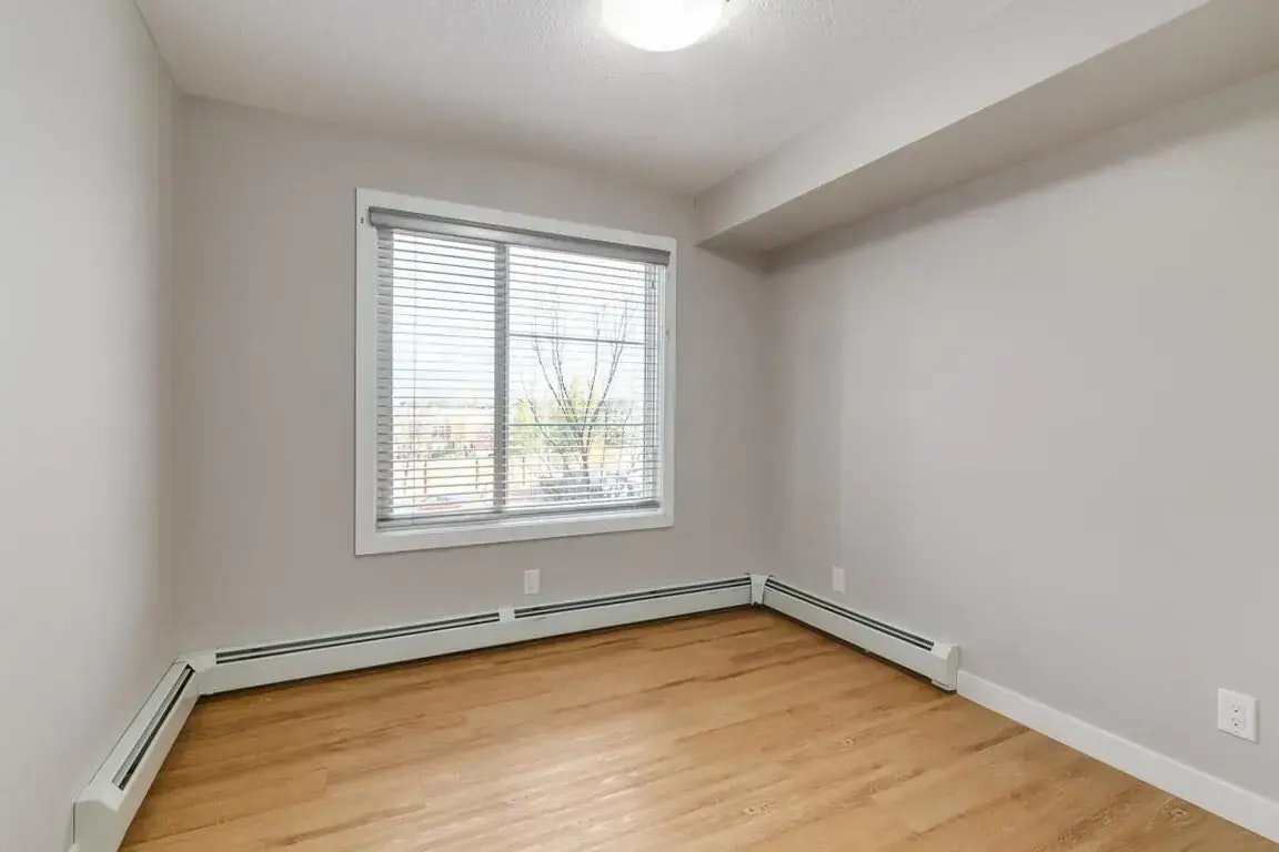 205-16517 55 Street NW, Edmonton, AB, T5Y 3K8 - 12