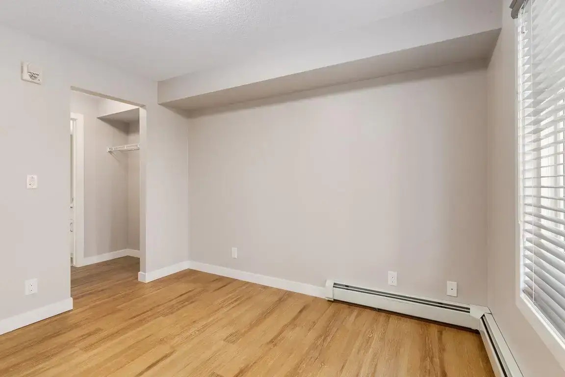 205-16517 55 Street NW, Edmonton, AB, T5Y 3K8 - 11