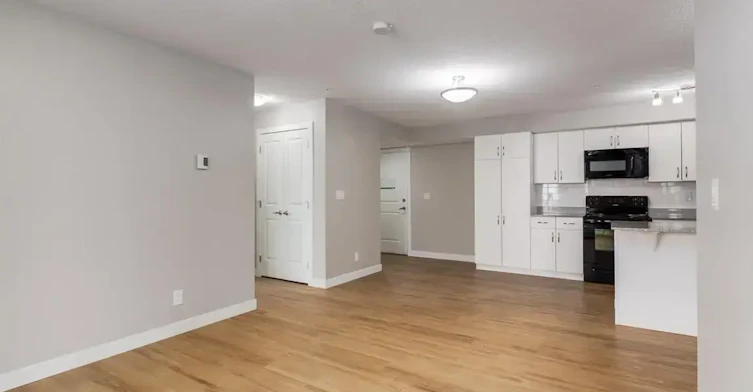 205-16517 55 Street NW, Edmonton, AB, T5Y 3K8 - 8