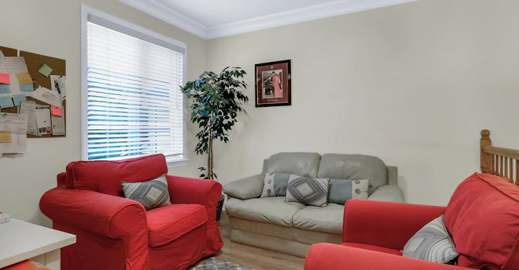 Primary bedroom-9 Oak Grove Street Short Term Rental Available, Ottawa, ON, K2G 6R4 - 10