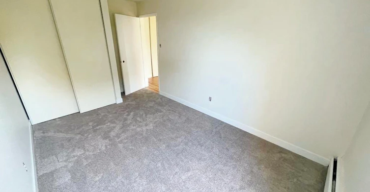 7220 144 Avenue Northwest, Edmonton, AB, T5C 3E4 - 5