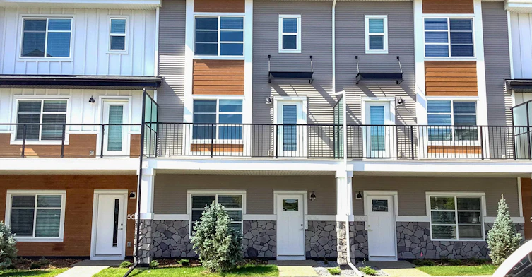 14225 1 Street NW, Calgary, AB, T3P 1Y4