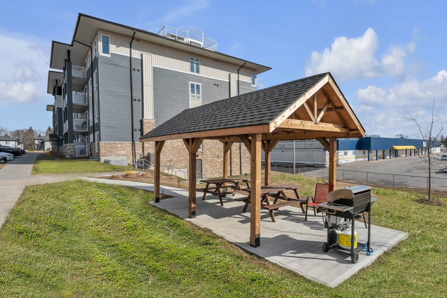 105-102-107 Ridgeway Place, Belleville, ON, K8P 0E7 - 25