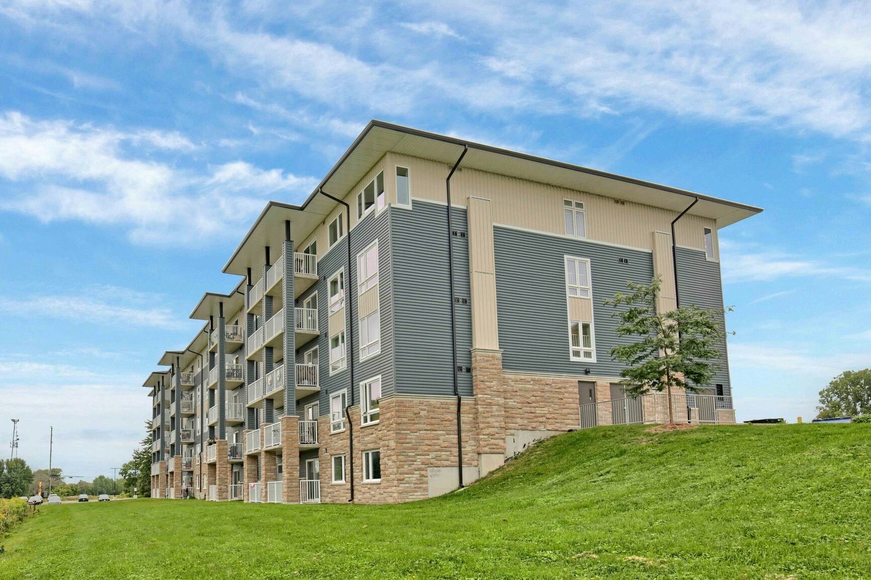105-102-107 Ridgeway Place, Belleville, ON, K8P 0E7 - 2