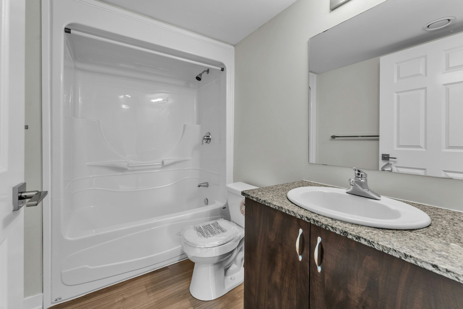 107-112-107 Ridgeway Place, Belleville, ON, K8P 0E7 - 21