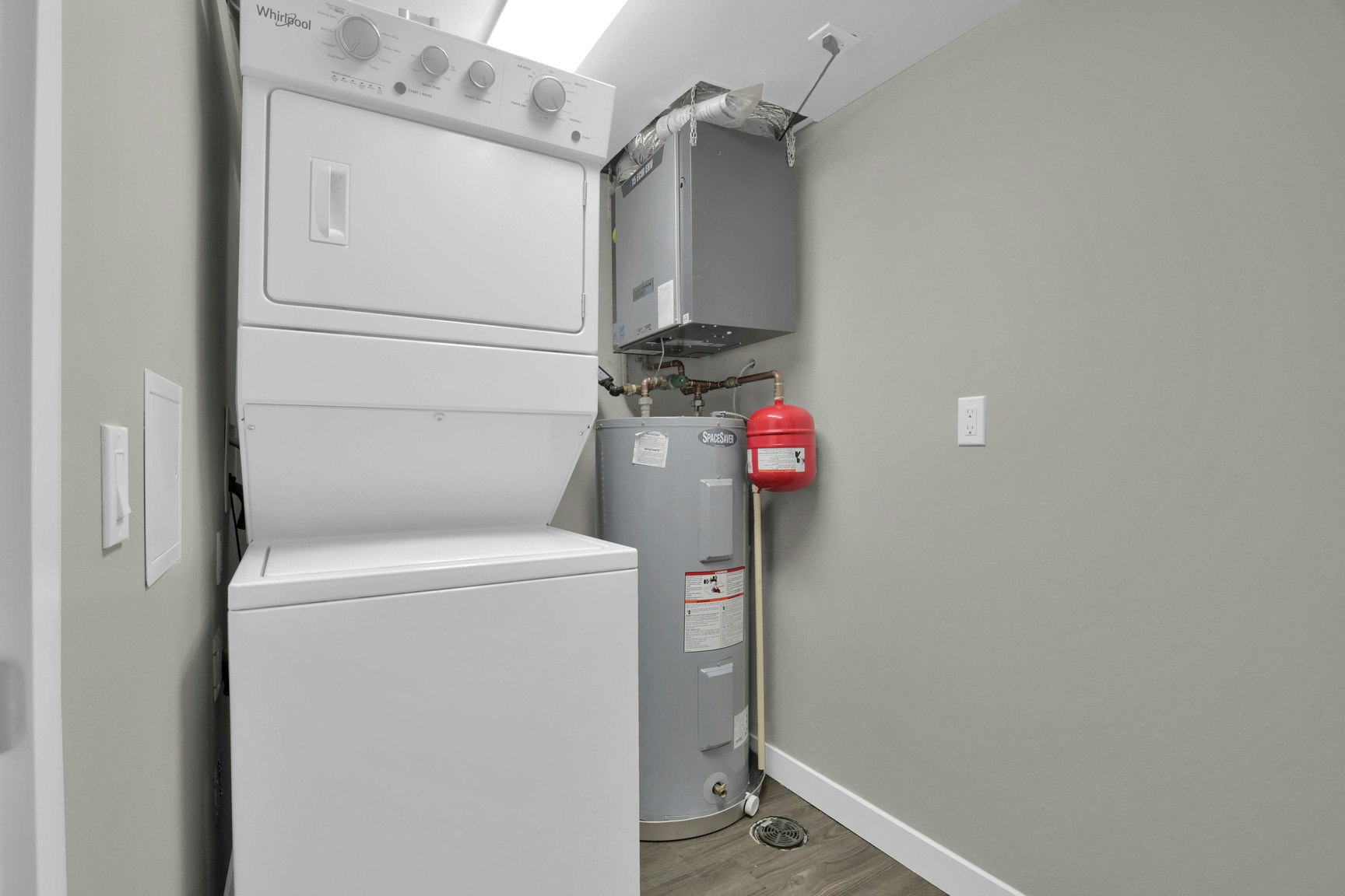 107-112-107 Ridgeway Place, Belleville, ON, K8P 0E7 - 24