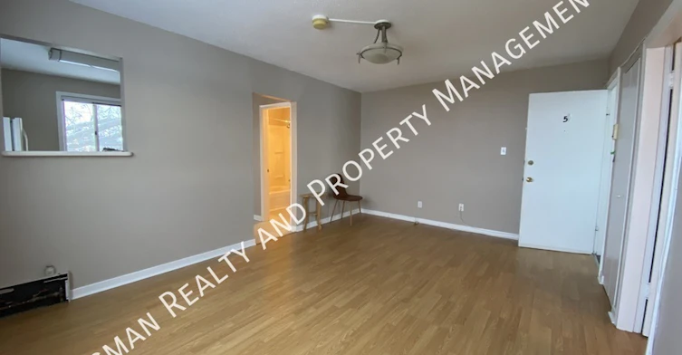 5-3815 Princess Drive, Regina, SK, S4S 0E6 - 2