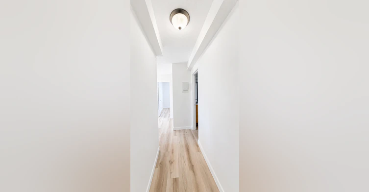 705-2277 West 2nd Avenue, Vancouver, BC, V6K 1H8 - 2
