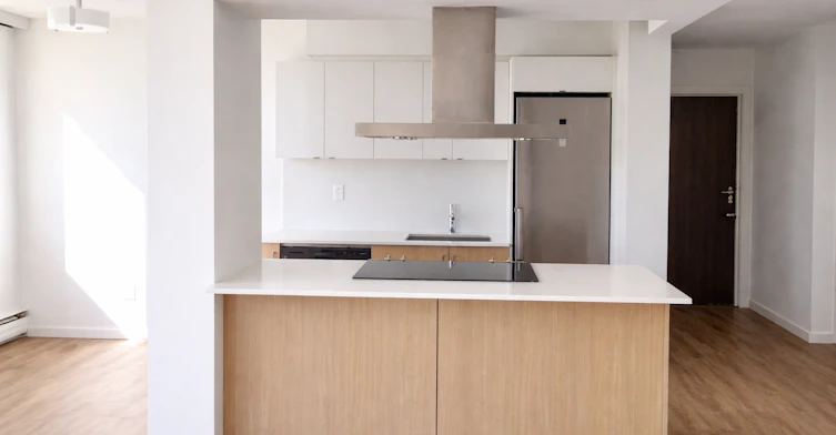 904-2277 West 2nd Avenue, Vancouver, BC, V6K 1H8