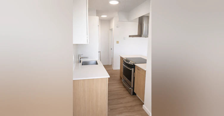 904-2277 West 2nd Avenue, Vancouver, BC, V6K 1H8 - 4