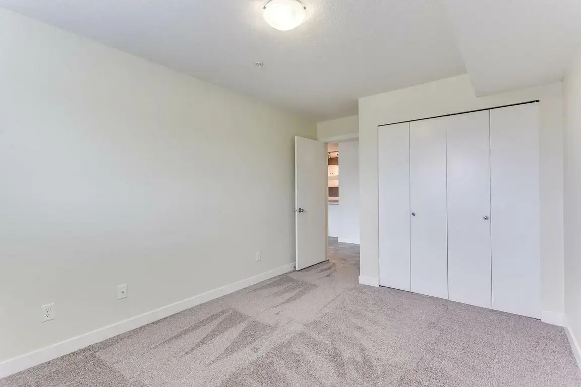 1108-20 Kingsland Close SE, Airdrie, AB, T4A 0T4 - 14