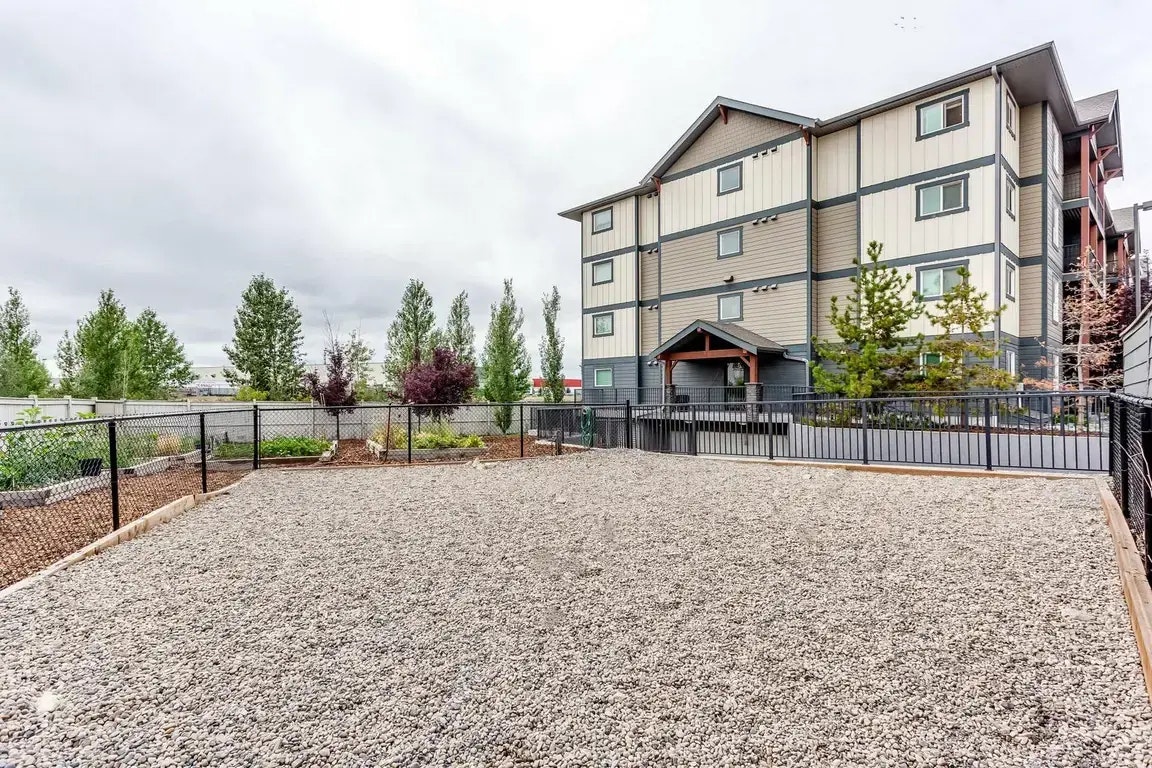 1108-20 Kingsland Close SE, Airdrie, AB, T4A 0T4 - 19