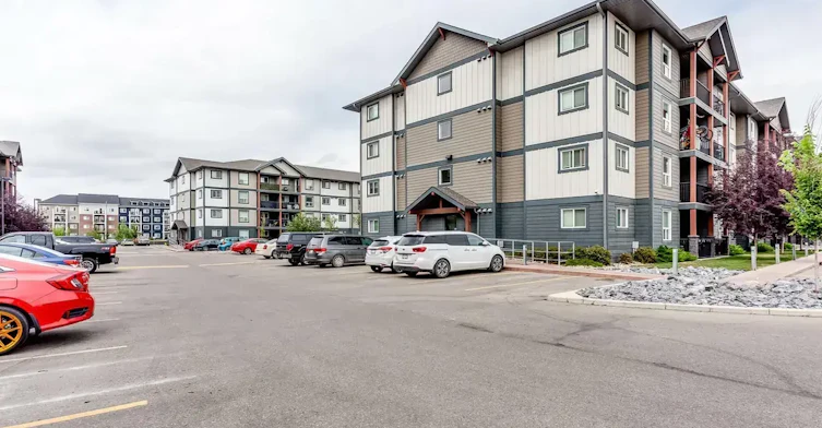 1108-20 Kingsland Close SE, Airdrie, AB, T4A 0T4 - 26