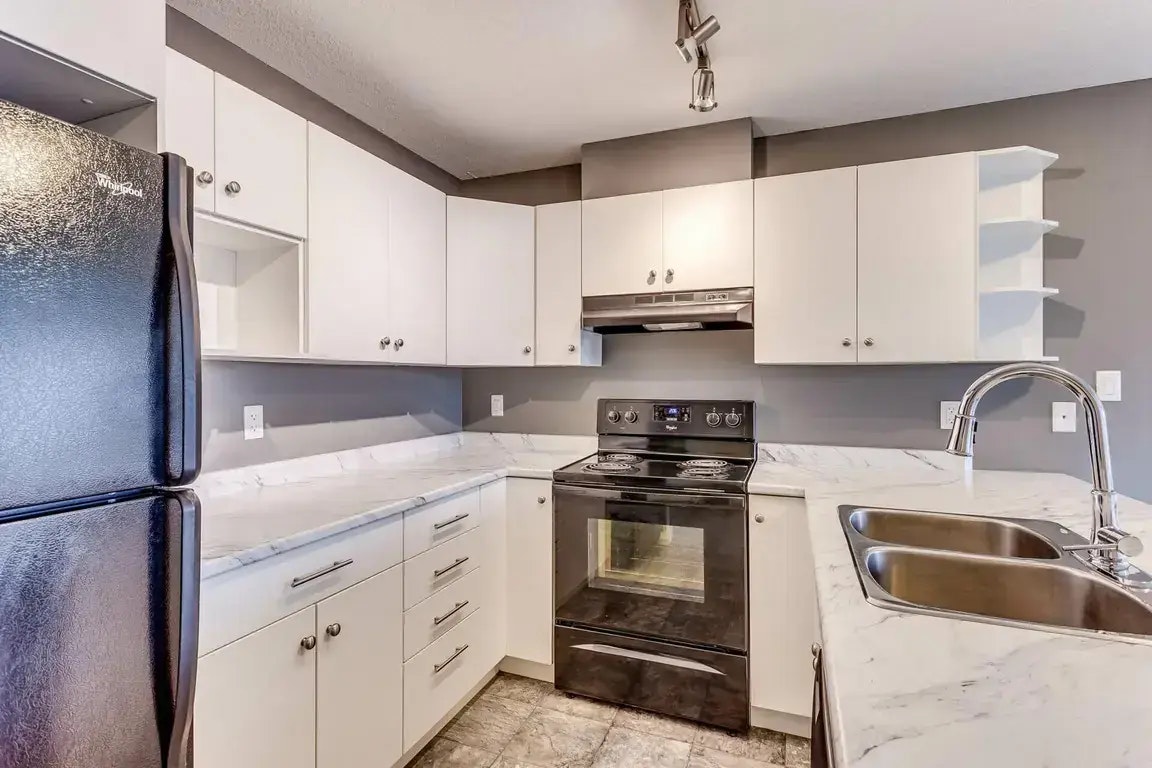 1108-20 Kingsland Close SE, Airdrie, AB, T4A 0T4 - 3