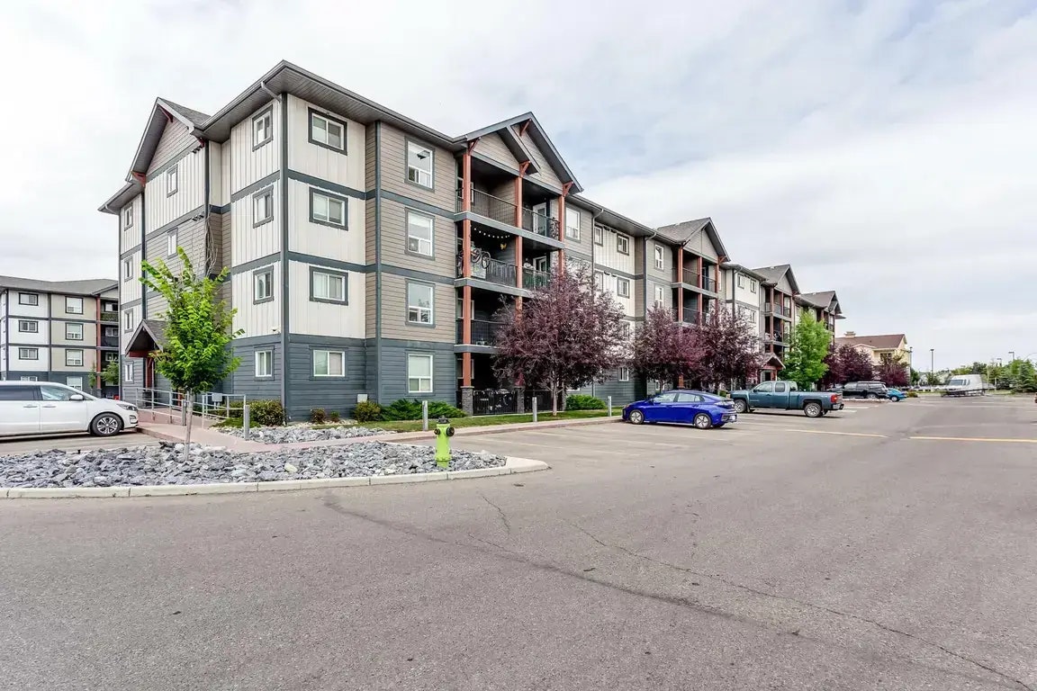 1108-20 Kingsland Close SE, Airdrie, AB, T4A 0T4 - 25