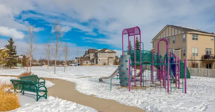 1108-20 Kingsland Close SE, Airdrie, AB, T4A 0T4 - 21