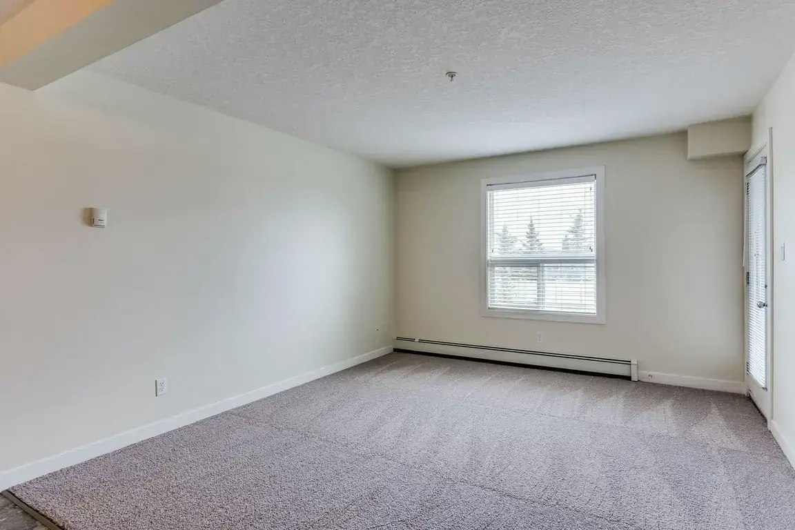 1110-20 Kingsland Close SE, Airdrie, AB, T4A 0T4 - 9