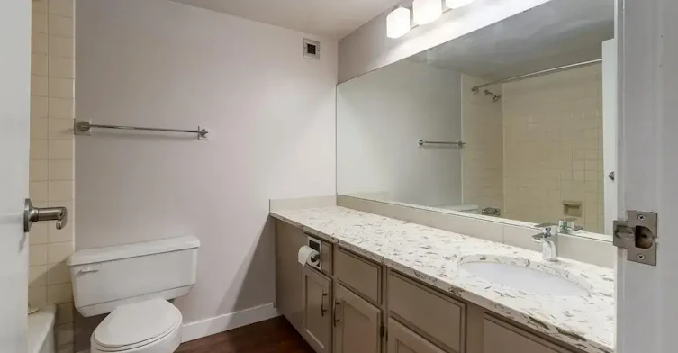 0910-9600 Southland Circle SW, Calgary, AB, T2V 5A1 - 73