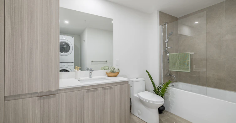 2255 Daniel Johnson Boulevard, Laval, QC, H7T 0S1 - 5