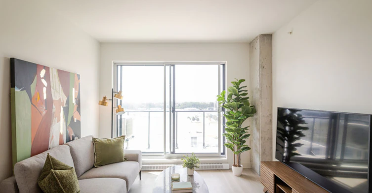 2255 Daniel Johnson Boulevard, Laval, QC, H7T 0S1 - 34