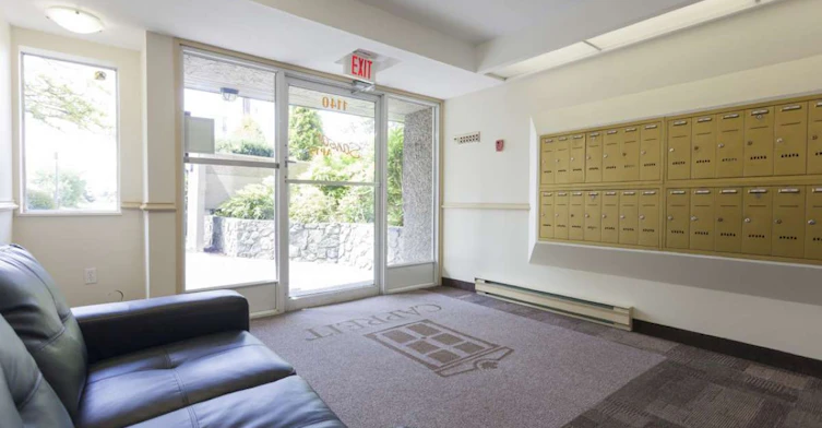 1140 Hillside Avenue, Victoria, BC, V8T 2A9 - 3