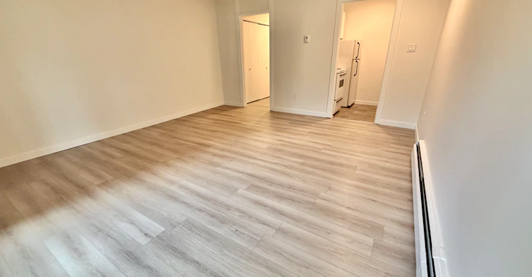 308-2233 West 3rd Avenue, Vancouver, BC, V6K 1H8 - 5