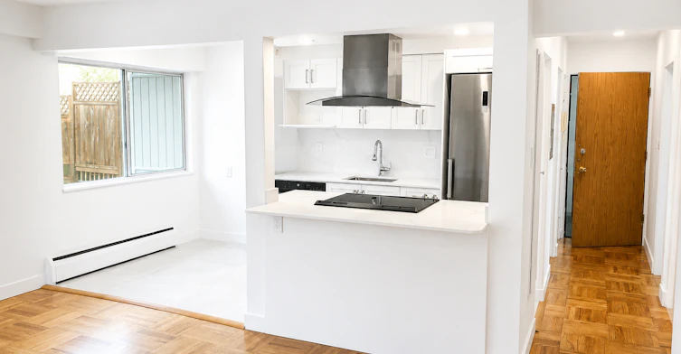 301-1750 Vine Street, Vancouver, BC, V6K 1H8 - 2