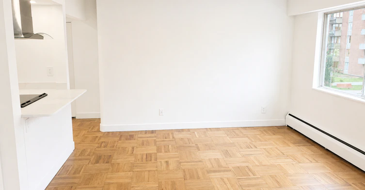 301-1750 Vine Street, Vancouver, BC, V6K 1H8 - 10